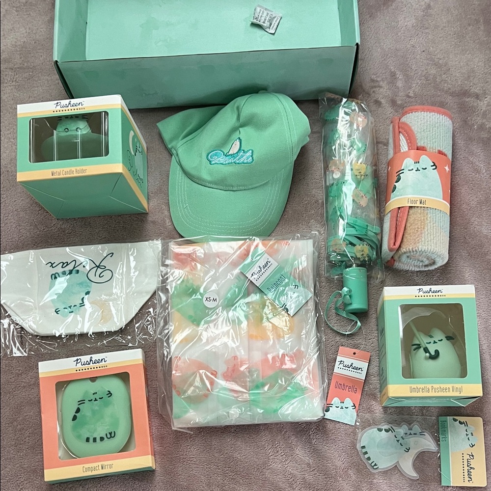 Pusheen Mint Green Box - Spring 2021